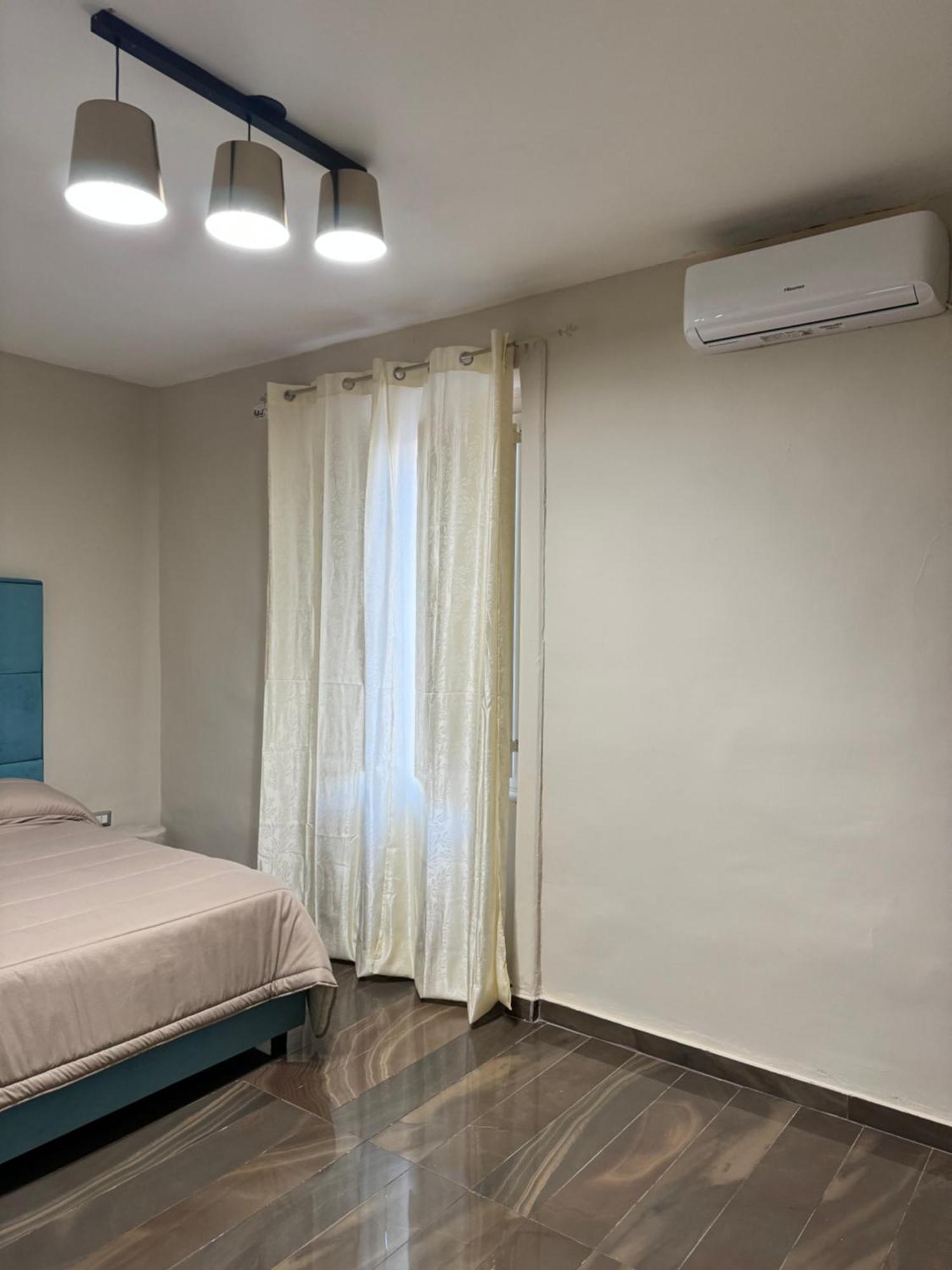 Room Station Giulia Naples Extérieur photo