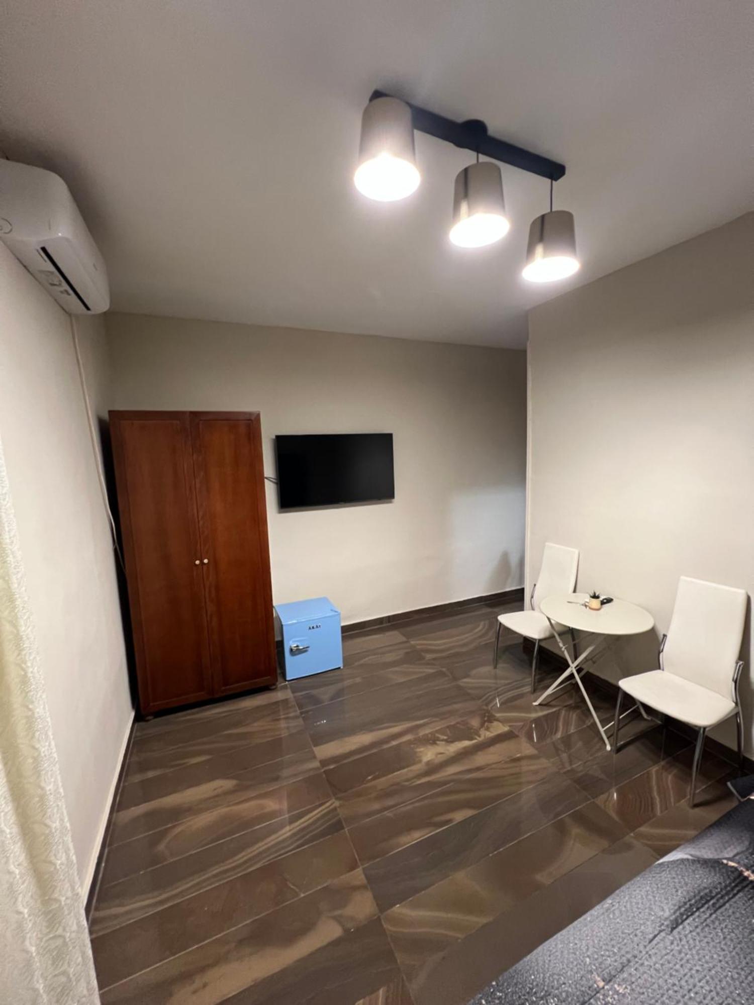 Room Station Giulia Naples Extérieur photo